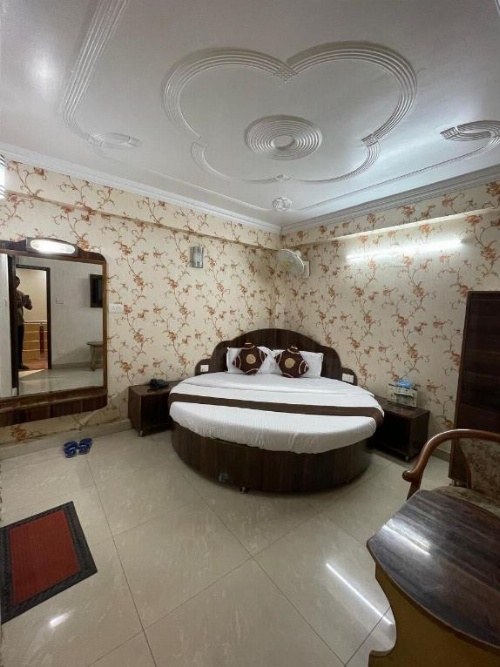 hotel sidharth regency image 35